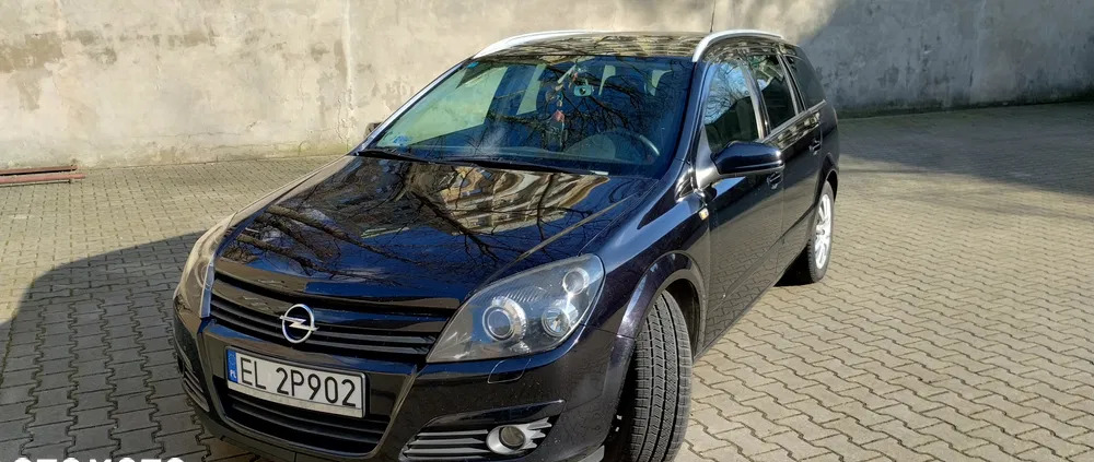 lubelskie Opel Astra cena 9600 przebieg: 242000, rok produkcji 2005 z Łódź